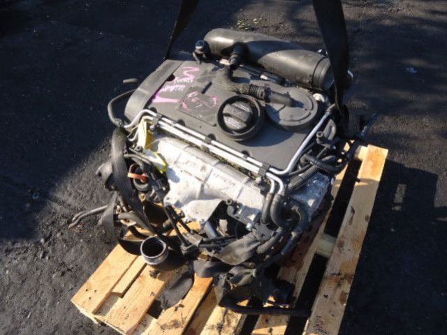 Двигатель в сборе VW Passat B6 2.0 TDI 140K BKP 07г.