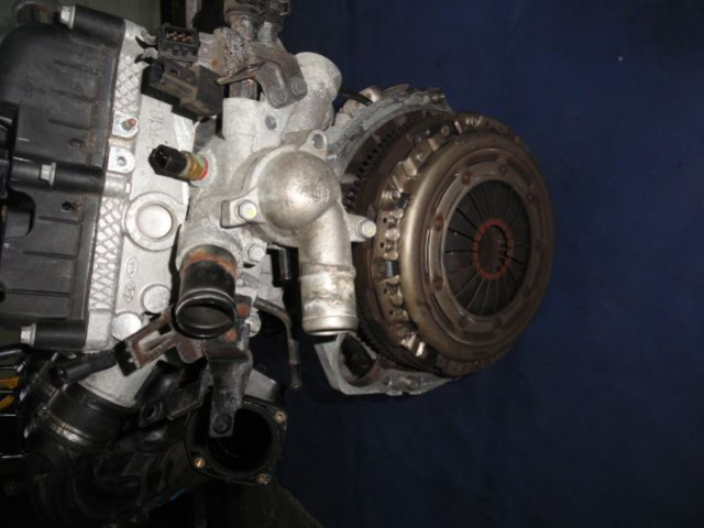 KIA MAGENTIS 08 2.0 cm3 G4KA двигатель 504 700 001