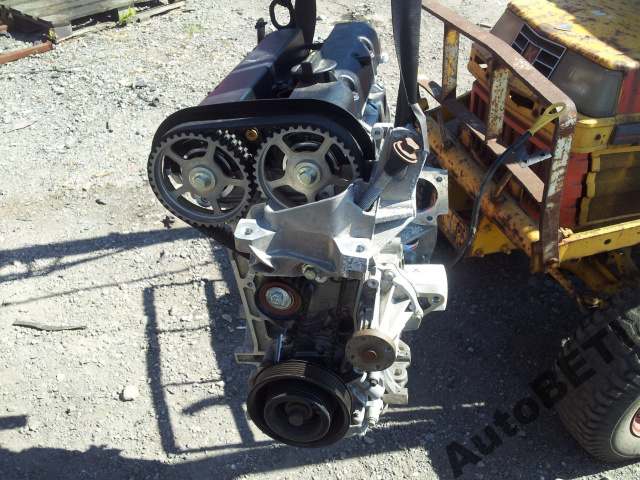 FORD FIESTA MK7 2015r двигатель 1.25 82KM SNJC