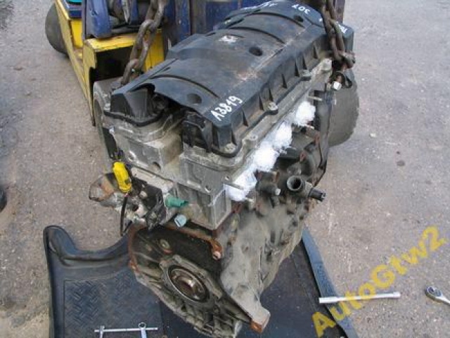 Peugeot 307 CC двигатель 1.6 бензин NFU 2005г.