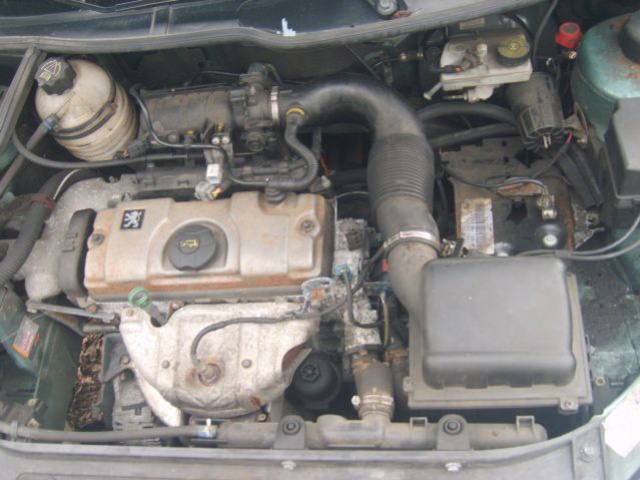Двигатель Peugeot 206 1, 1 2001г. и запчасти