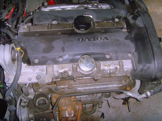 Двигатель в сборе volvo C70 2.0T 2002г.