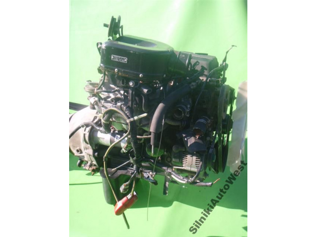NISSAN TERRANO II FORD MAVERICK двигатель 2.4 96г.