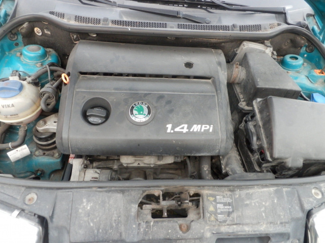 SKODA FABIA двигатель 1.4 MPI AZE 76 тыс.