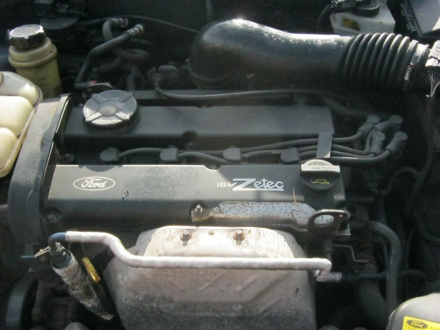 Ford Focus 1.8 16V 2004 r двигатель