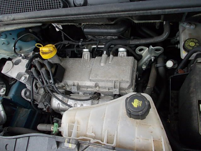Двигатель RENAULT KANGOO 1.6 2011r новая модель