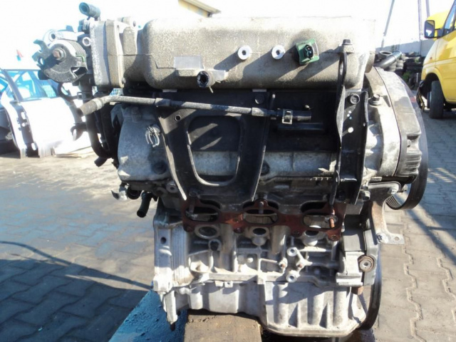 HYUNDAI SANTA FE 2.7 V6 двигатель (BEZ навесного оборудования)