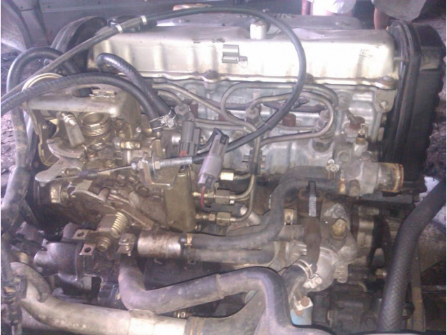 Двигатель Nissan Primera p10 2.0 D z calym навесным оборудованием