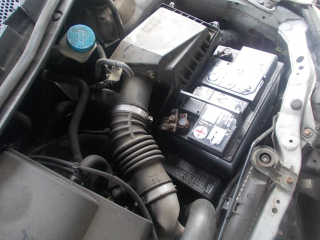 NISSAN PRIMERA P12, RENAULT двигатель 2, 2 DCI 2002г..
