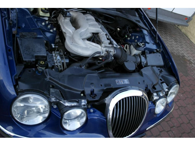 Двигатель Jaguar S-type 01г. 3.0 katalizatory