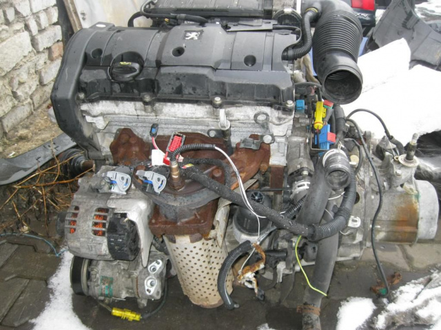 PEUGEOT 307 SW двигатель 1.6 16V в сборе 2003г.