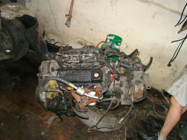 FORD WINDSTAR двигатель 3.0 V6 2001г.