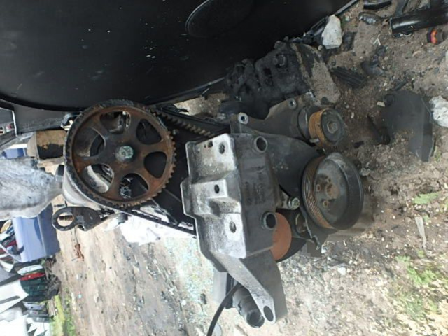 Двигатель Skoda Octavia I HB 1.6B AEE