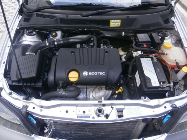 Opel Meriva Astra Zafira двигатель 1.8 16v Z18XE