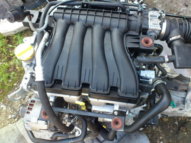 RENAULT LAGUNA III двигатель 2.0 E 16V M4R C