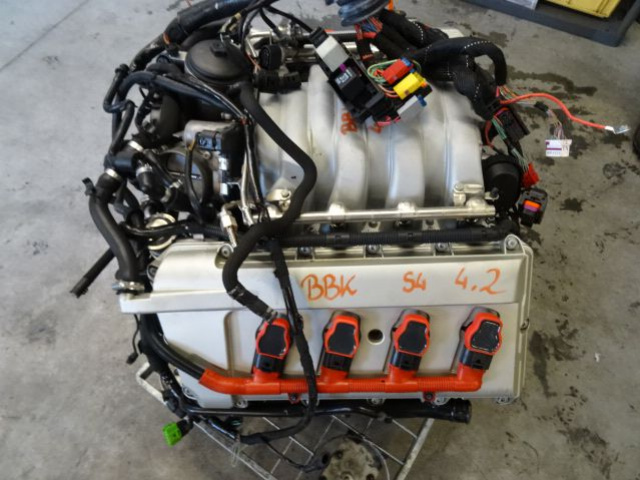 AUDI S4 4.2 двигатель в сборе BBK