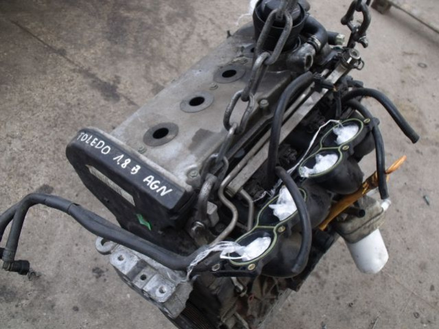 SEAT TOLEDO 1.8 20V двигатель AGN