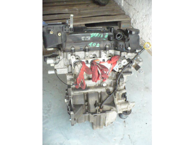TOYOTA YARIS II 1.0 VVTI двигатель 1KR Y52