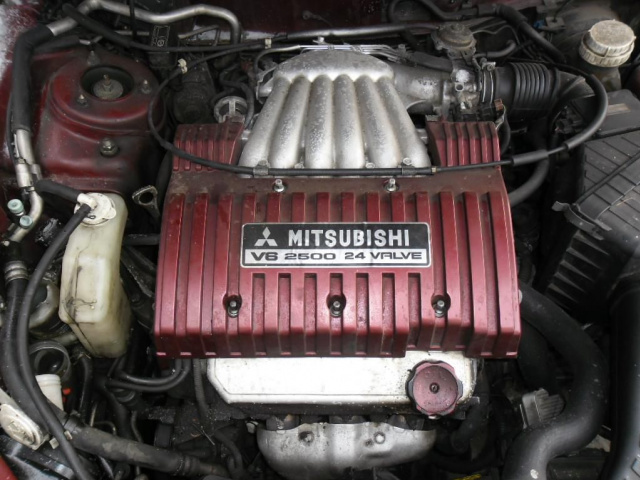 MITSUBISHI GALANT 98г. 2.5 V6 двигатель