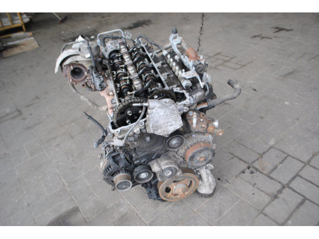 Двигатель Toyota Avensis 2, 2D4D 2AD 150 km 2006г.