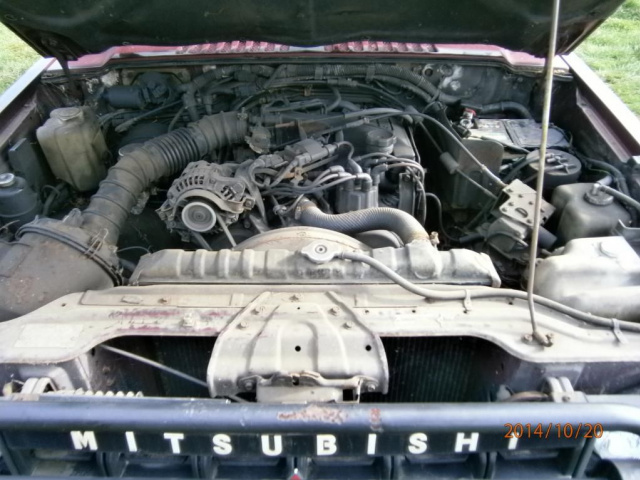 Двигатель mitsubishi 3.0 V6 Pajero коробка передач manualna