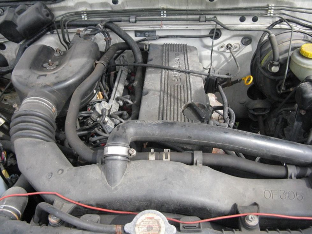 Ford Maverick двигатель в сборе 2, 4 бензин состояние 5 +