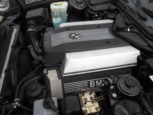 Двигатель BMW 3.0 M60 V8 530 730 E34 E32 E38