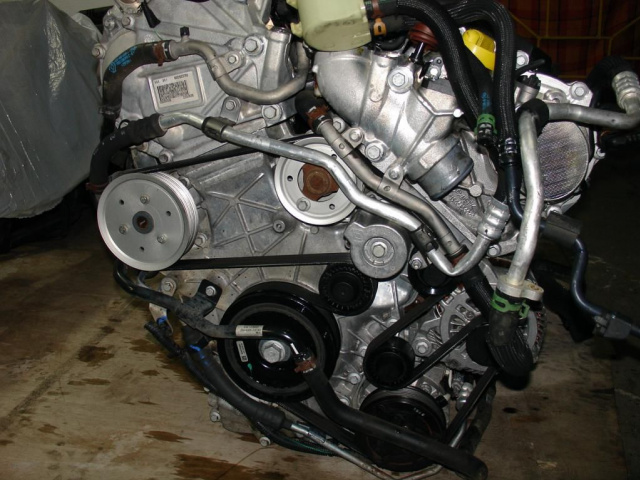 Двигатель RENAULT 3, 0 dCi V6 LAGUNA III в сборе