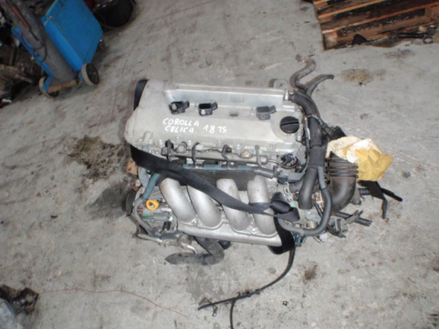 Двигатель Toyota Celica Corolla 1.8 VVTL-I 2ZZ KOMPLE