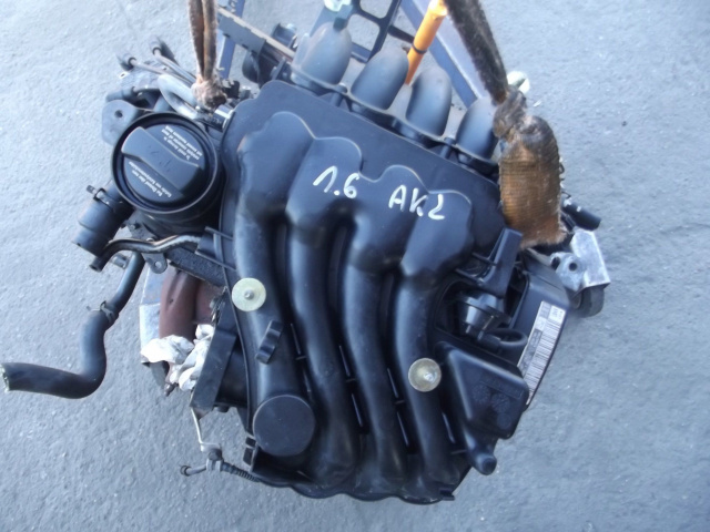 Vw Bora 1.6 B двигатель AKL
