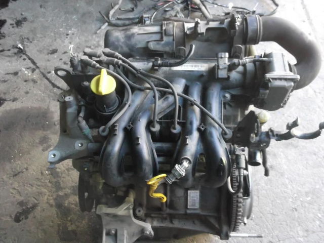 Двигатель RENAULT TWINGO II 1, 2 8 V D7FA800