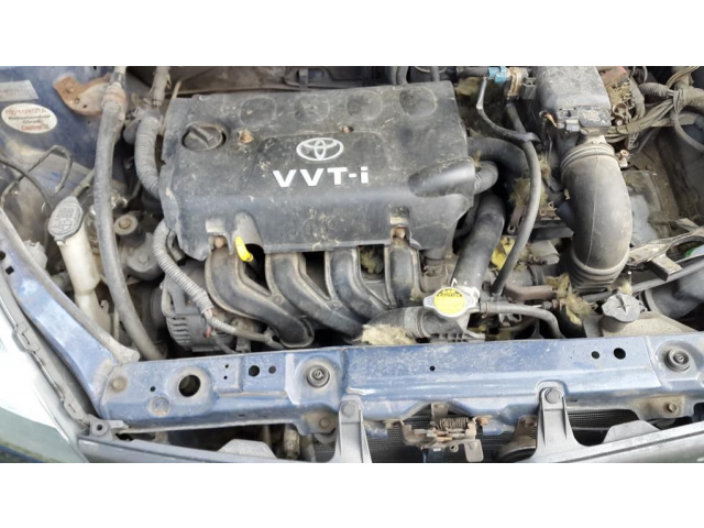 Toyota Yaris Verso двигатель 1, 3 VVTI 2NZ 99-03