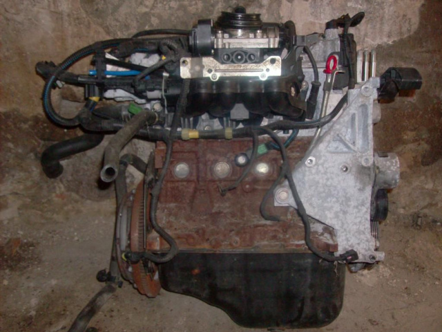 Fiat panda II punto двигатель 1.1 188A4000 в сборе