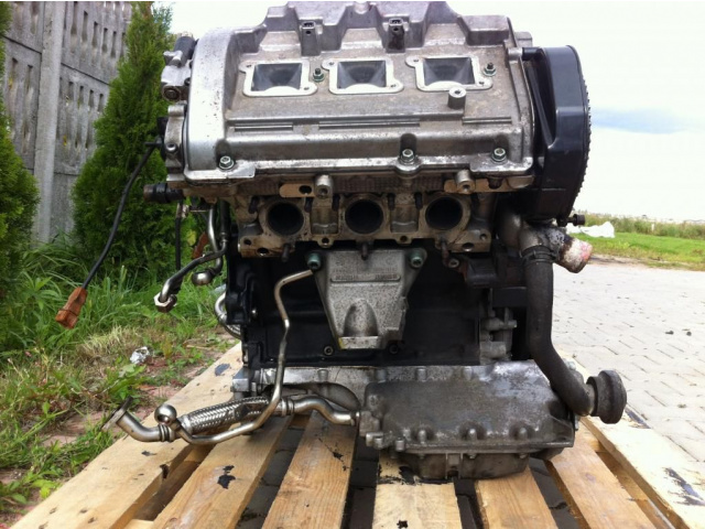 Двигатель Audi A6 C5 S4 B5 AJK