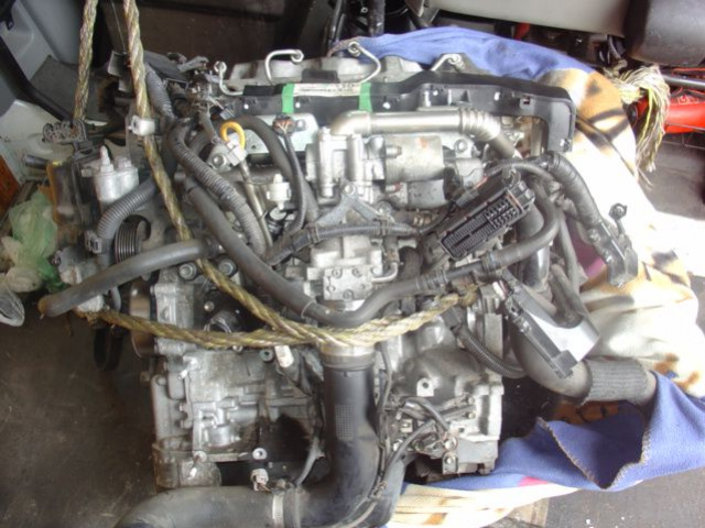 Двигатель TOYOTA RAV4 COROLLA AURIS 2.0 D4D