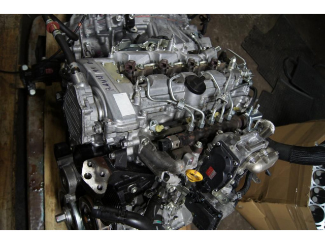 Toyota RAV4 10-11 двигатель 2.2 D-CAT гарантия