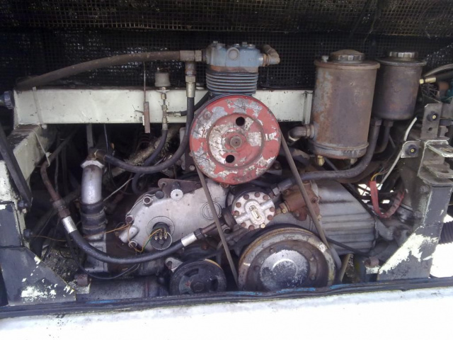 Двигатель LIAZ kombajn ladowarka KAROSA C 734