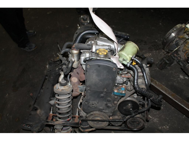 Двигатель 2.0 iTD Honda Civic 2000r
