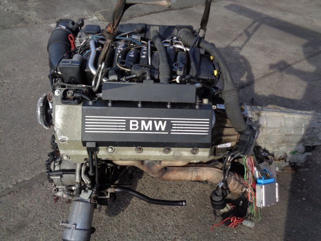 Двигатель BMW 740 4.4 V8 бензин E38 00ROK 230 TYSKM