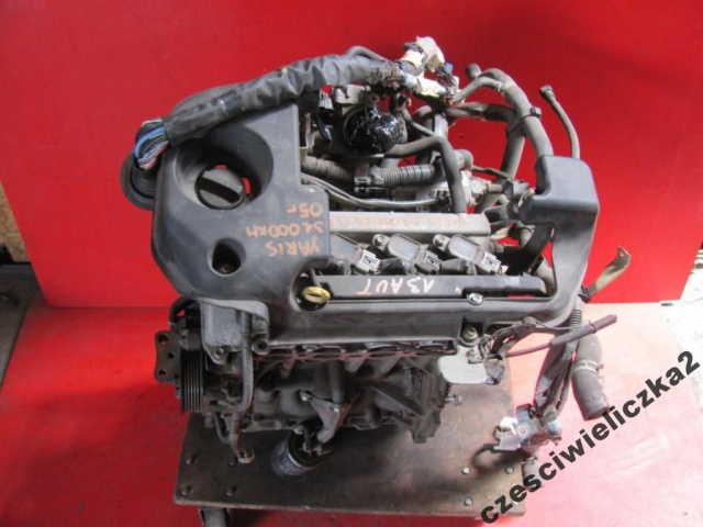 TOYOTA YARIS двигатель 1.3 VVT-i 2S-P62L 2005 .....