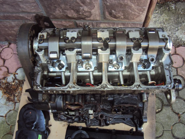 Двигатель Volkswagen VW CADDY 2008 r. 1.9 D 105 л.с. BLS
