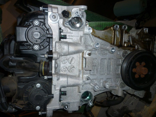 Двигатель BMW 328I F30 F10 N20B20A
