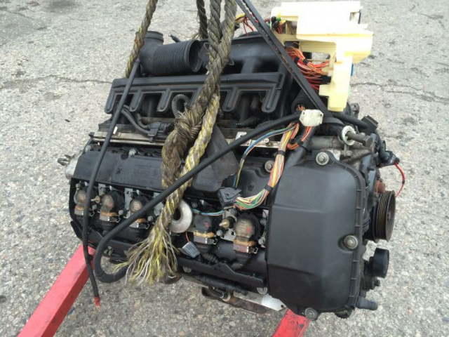 Двигатель bmw 330i e46 231koni поврежденный