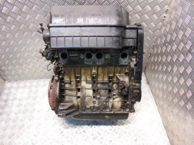 Двигатель LFX 1.8 8V PEUGEOT PARTNER CITROEN BERLING