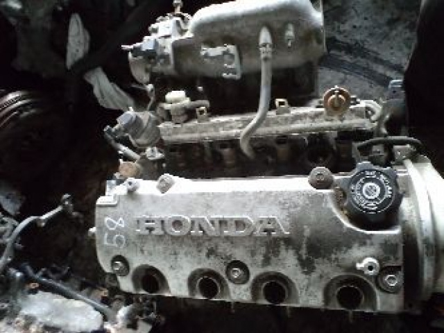 Двигатель HONDA CIVIC 1.5 16V 2000 год D15Z8