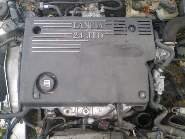 Lancia Lybra 02 Fiat Alfa Romeo двигатель 2, 4 2.4 JTD