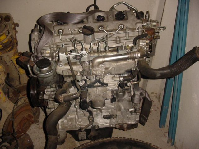 Двигатель Toyota Avensis Corolla Verso 2.2 150 л.с. 06г.