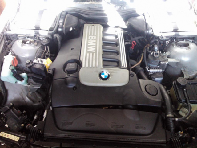 Двигатель в сборе BMW 525d e39 2003г..