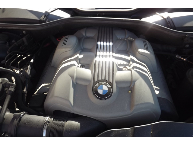 BMW 7 e65 4.4 V8 745 333 KM двигатель N62 B44 film