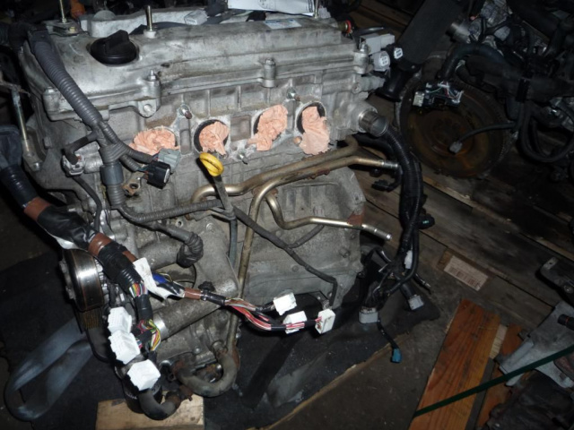 Двигатель Toyota Avensis 2.4 vvt-i 2AZ-FSE